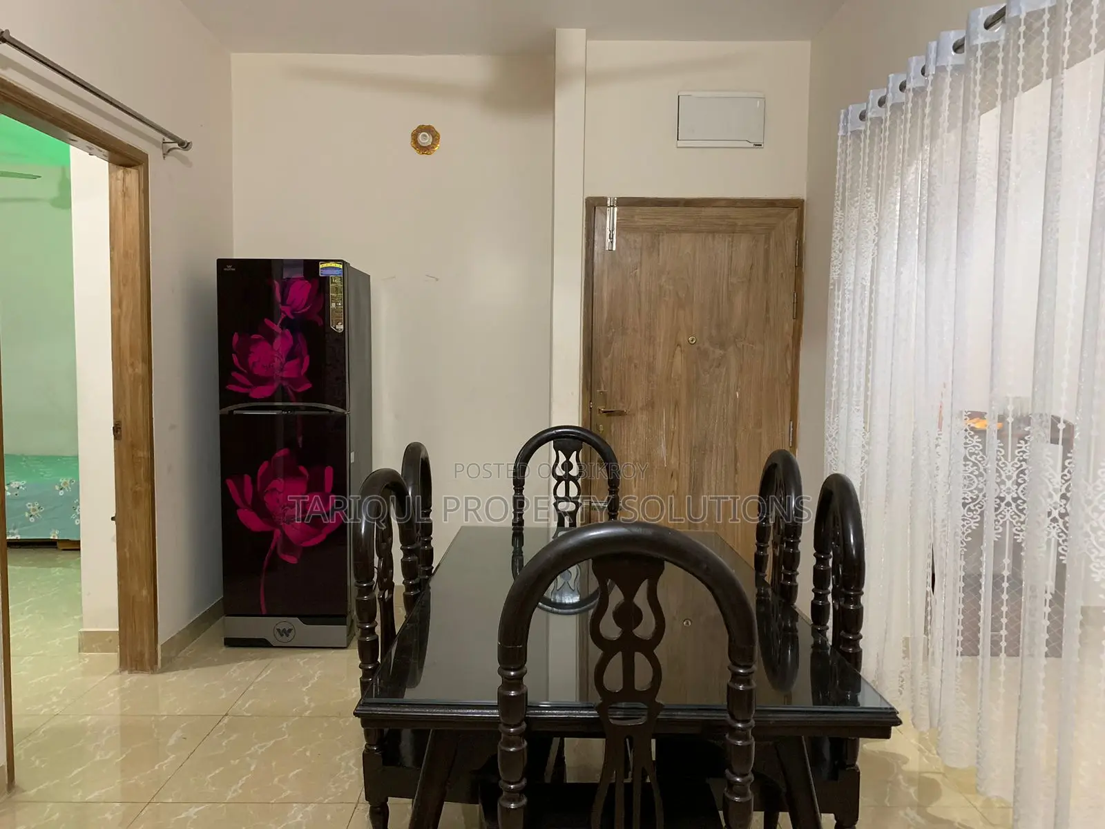 বনশ্রীতে লেকভিউ ফার্নিশড অ্যাপার্টমেন্ট