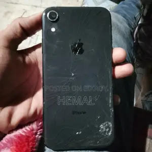 Apple iPhone XR (Used)