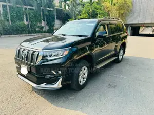 প্রাডো গাড়ি ভাড়া
