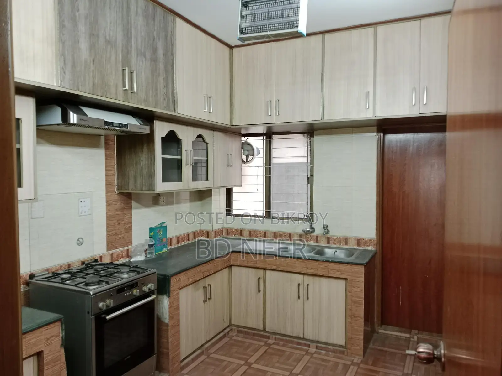 Very well 4 Bed room apt rent in Gulshan 2