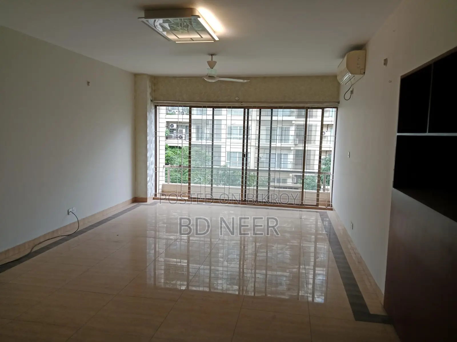 Very well 4 Bed room apt rent in Gulshan 2
