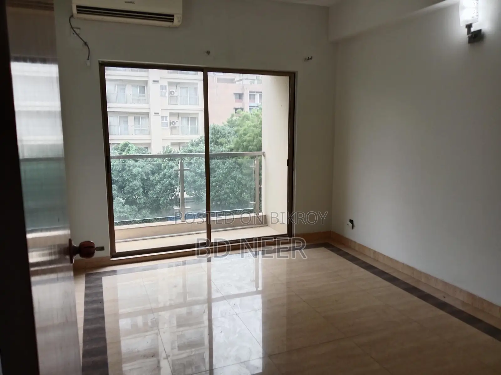 Very well 4 Bed room apt rent in Gulshan 2
