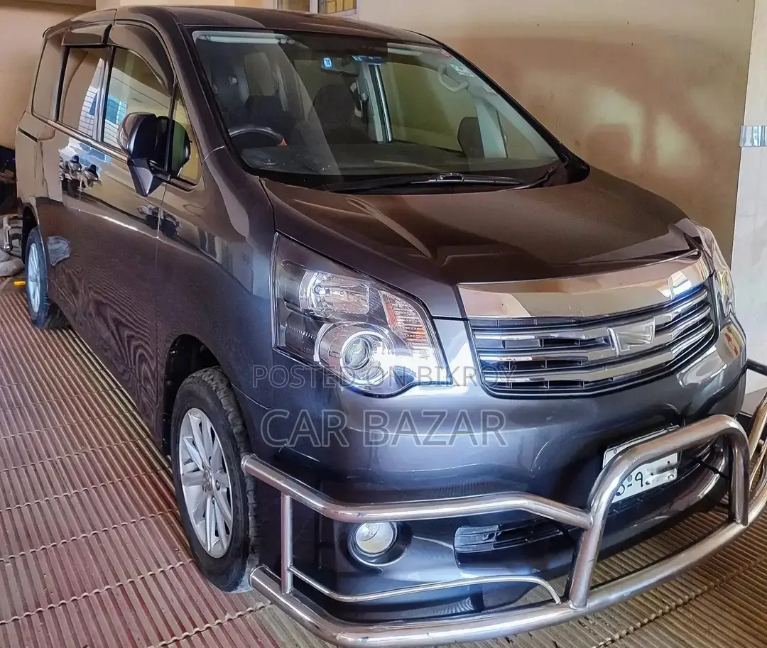 Toyota Noah Si MULTI VALVE PUSH 2012