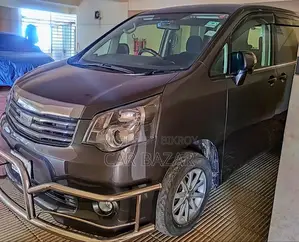 Toyota Noah Si MULTI VALVE PUSH 2012