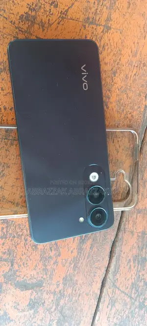 Vivo Y04 (Used)