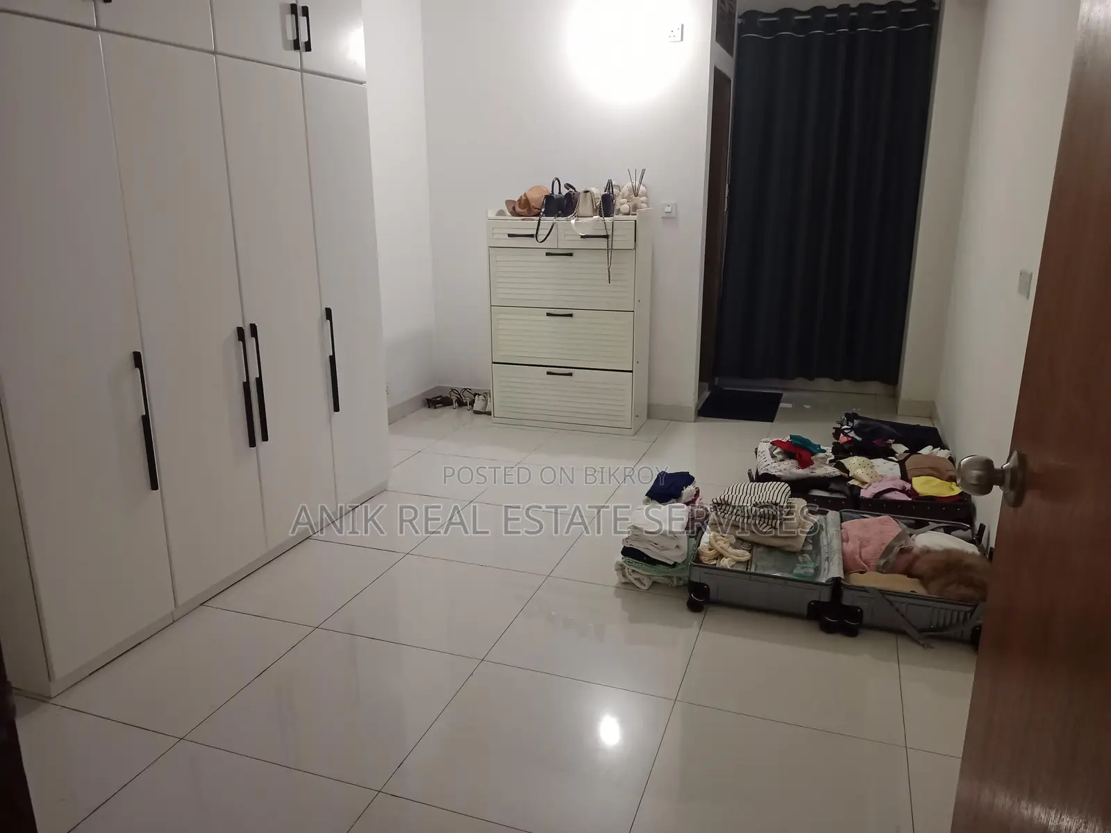 New Modern 3 Bedroom Un Farnised Flat Rent At Gulshan 1