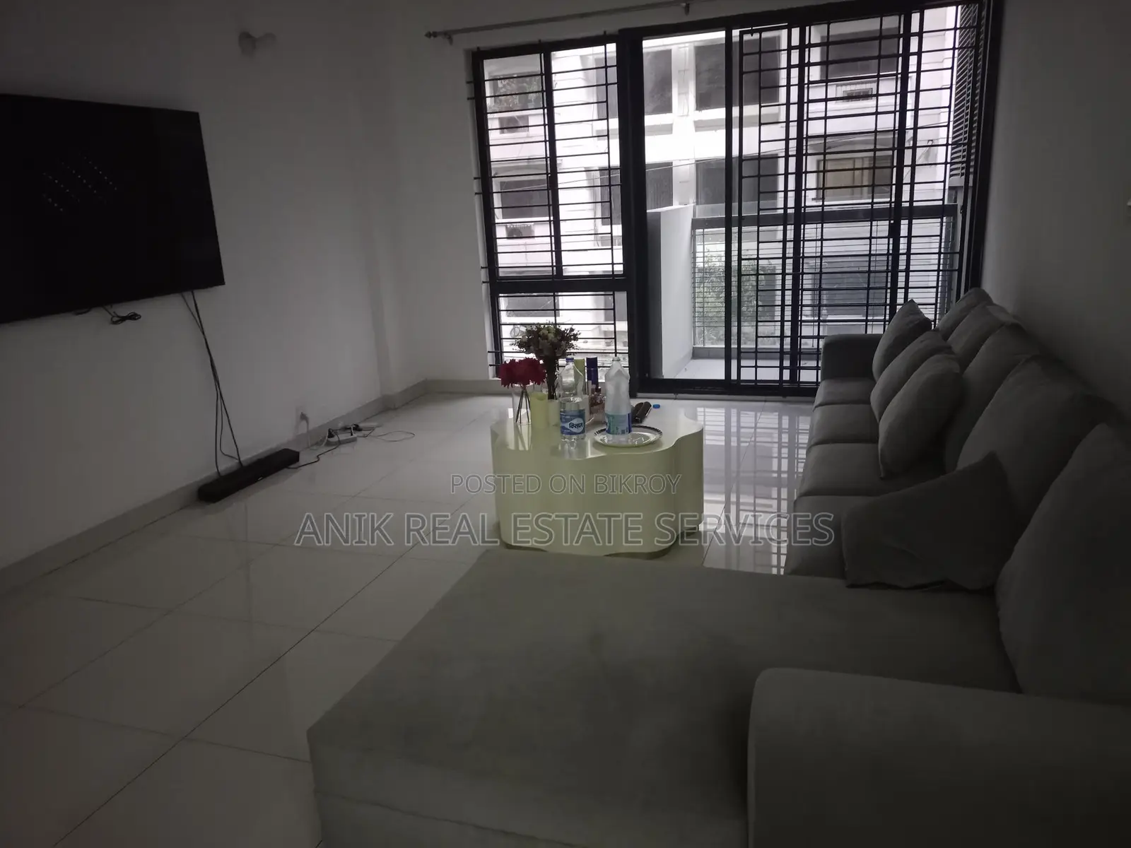 New Modern 3 Bedroom Un Farnised Flat Rent At Gulshan 1