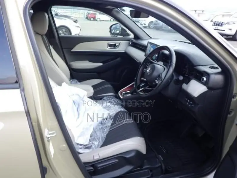 Honda Vezel E-HEV PLAY PANORAMIC 2021