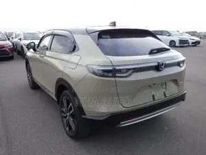 Honda Vezel E-HEV PLAY PANORAMIC 2021
