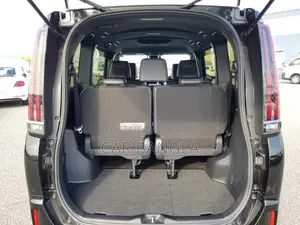 Toyota Esquire GI PREMIUM 2021