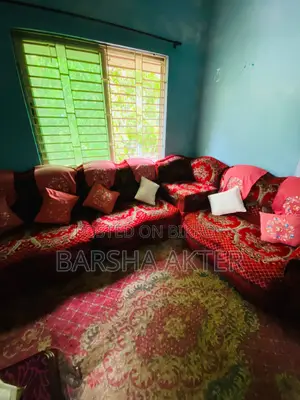 Sofa set with carpet