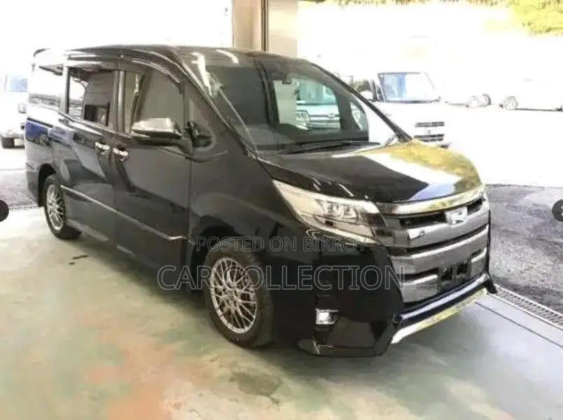 Toyota Noah Si Wxb Hybrid Black 2021
