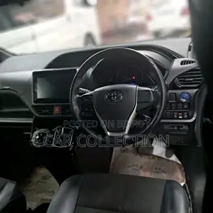 Toyota Noah Si Wxb Hybrid Black 2021