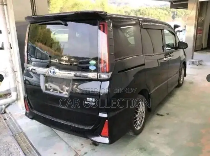 Toyota Noah Si Wxb Hybrid Black 2021