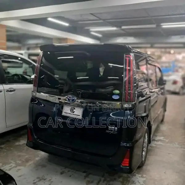 Toyota Noah Si Wxb Hybrid Black 2021