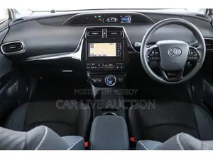 Toyota Prius prime phev 2021