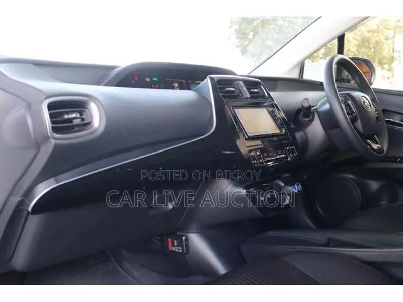 Toyota Prius prime phev 2021