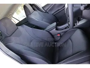 Toyota Prius prime phev 2021