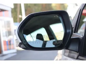 Toyota Prius prime phev 2021