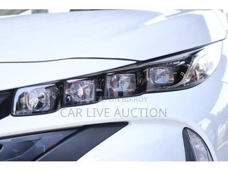 Toyota Prius prime phev 2021