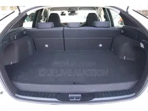 Toyota Prius prime phev 2021