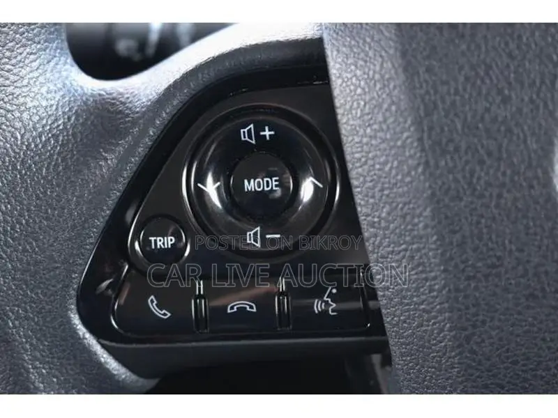 Toyota Prius prime phev 2021