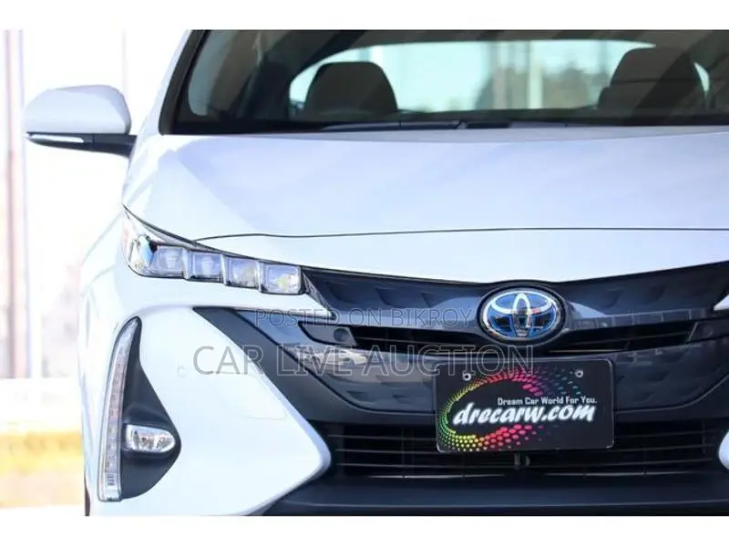 Toyota Prius prime phev 2021