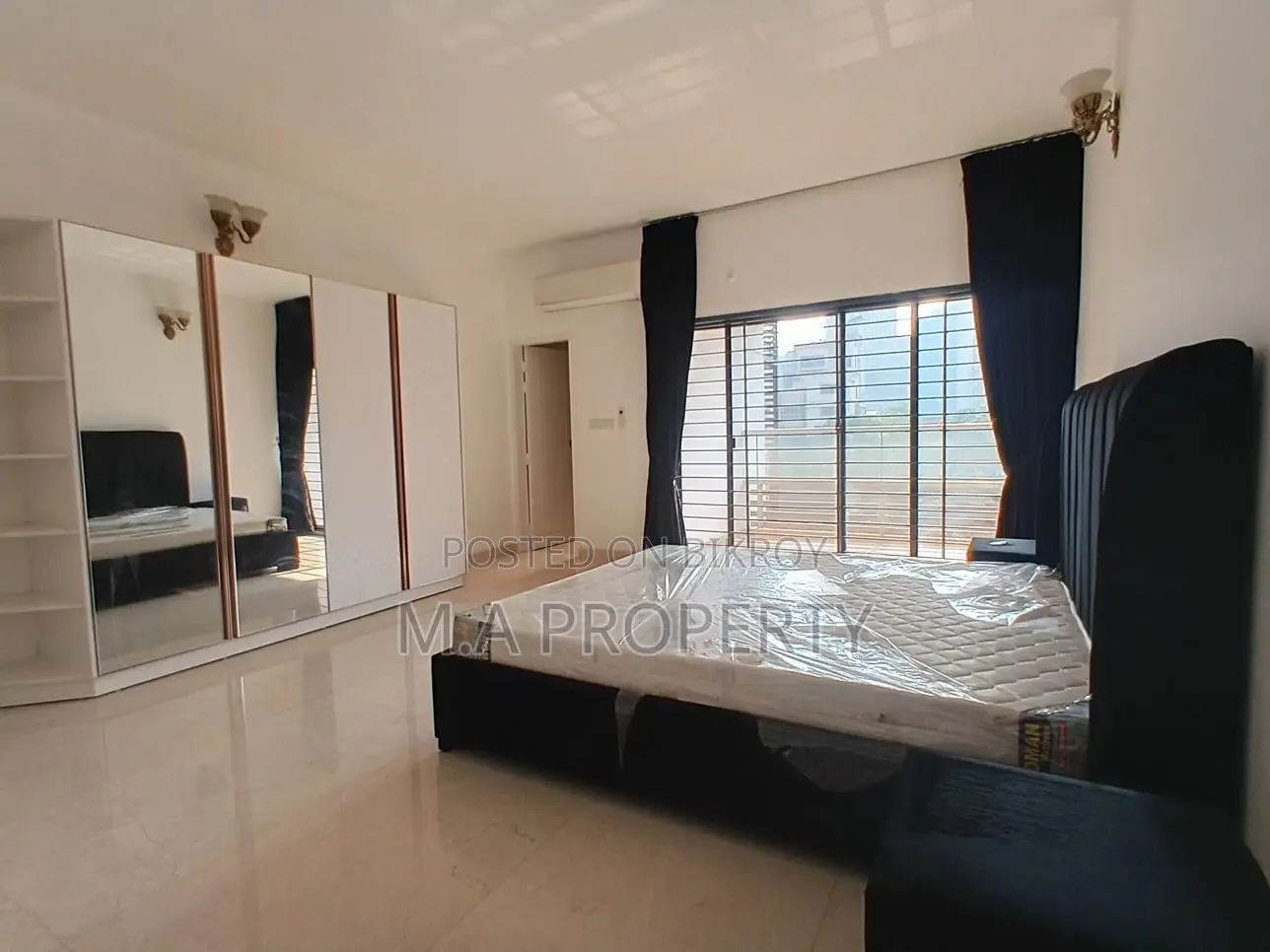 Fully Furniture Apartment Rent 3-Bedroom Gulshan North