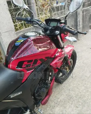 Suzuki Gixxer 2017