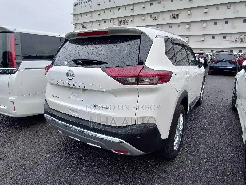 Nissan X-Trail NEW SHAPE HYBRID 2022