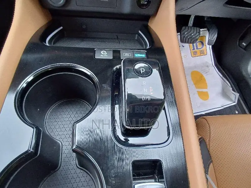Nissan X-Trail NEW SHAPE HYBRID 2022