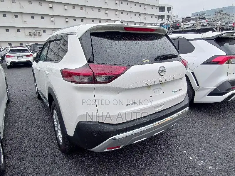 Nissan X-Trail NEW SHAPE HYBRID 2022