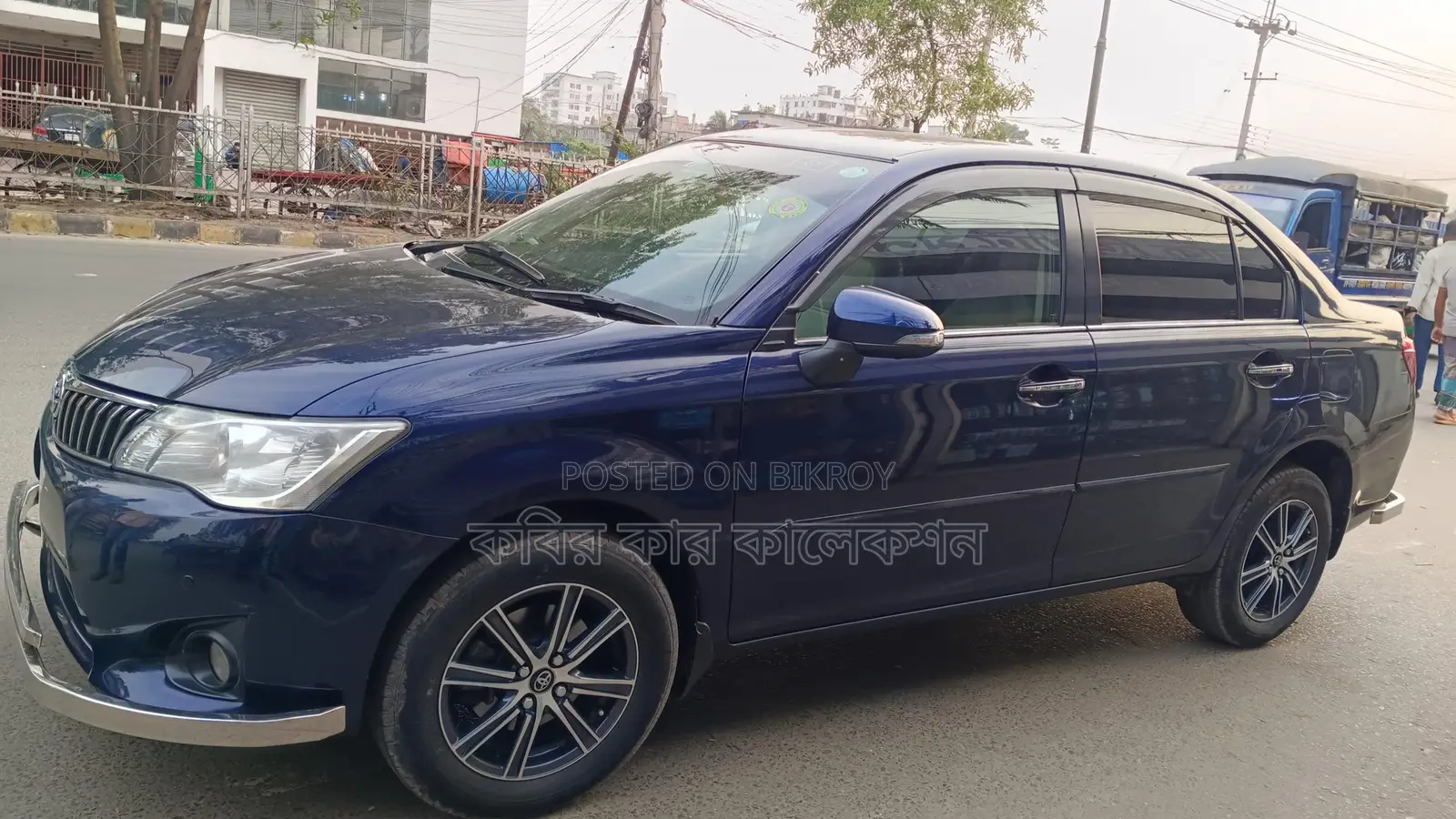 Toyota Fielder G push start 2013