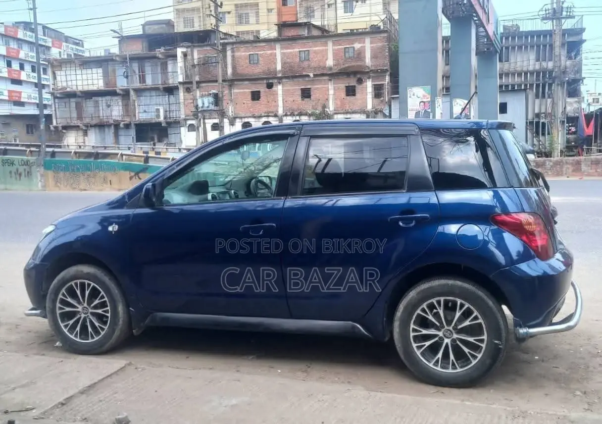 Toyota IST 2003 Blue