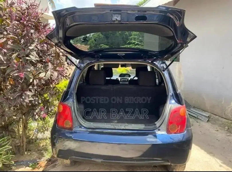 Toyota IST 2003 Blue