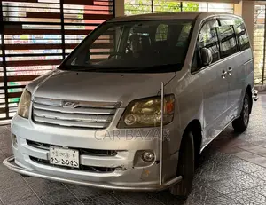 Toyota Noah X SILVER 2003 Silver