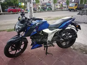 TVS Apache RTR 160 2021