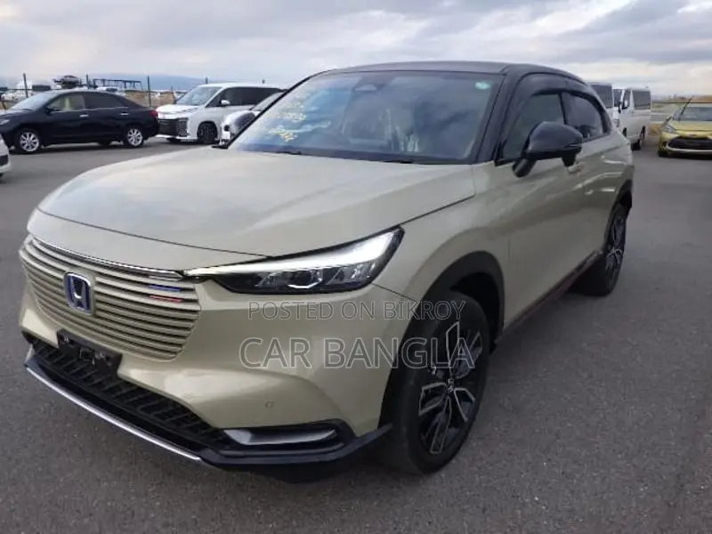 Honda Vezel E: HEV PLAY 2021