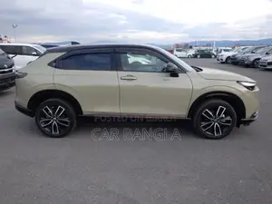 Honda Vezel E: HEV PLAY 2021