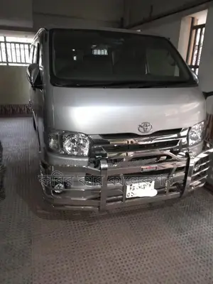 Toyota Hiace half pad 2007