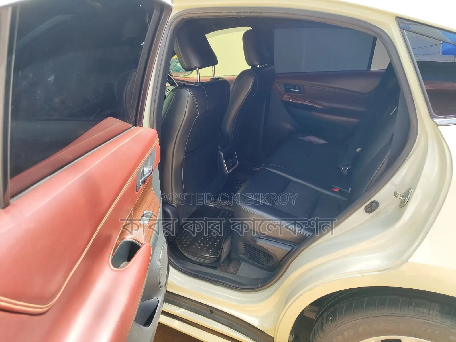 Toyota Harrier advance premium 2015