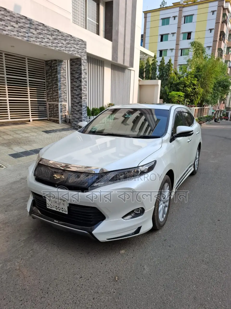 Toyota Harrier advance premium 2015