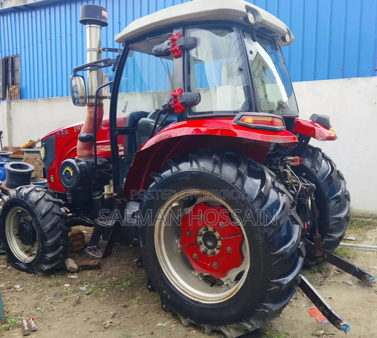 YTO (Dongfanghong) Tractor