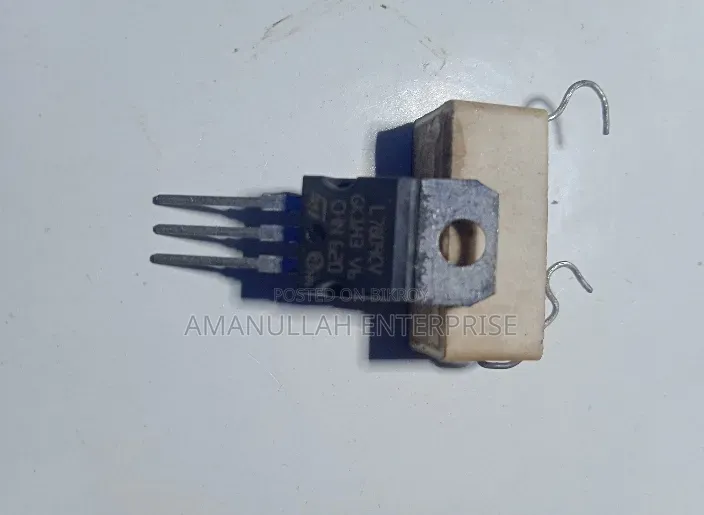 Voltage Regulator Ic 7805/7807/7809/78** (02 Pcs)