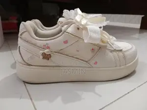 Pookie shoe