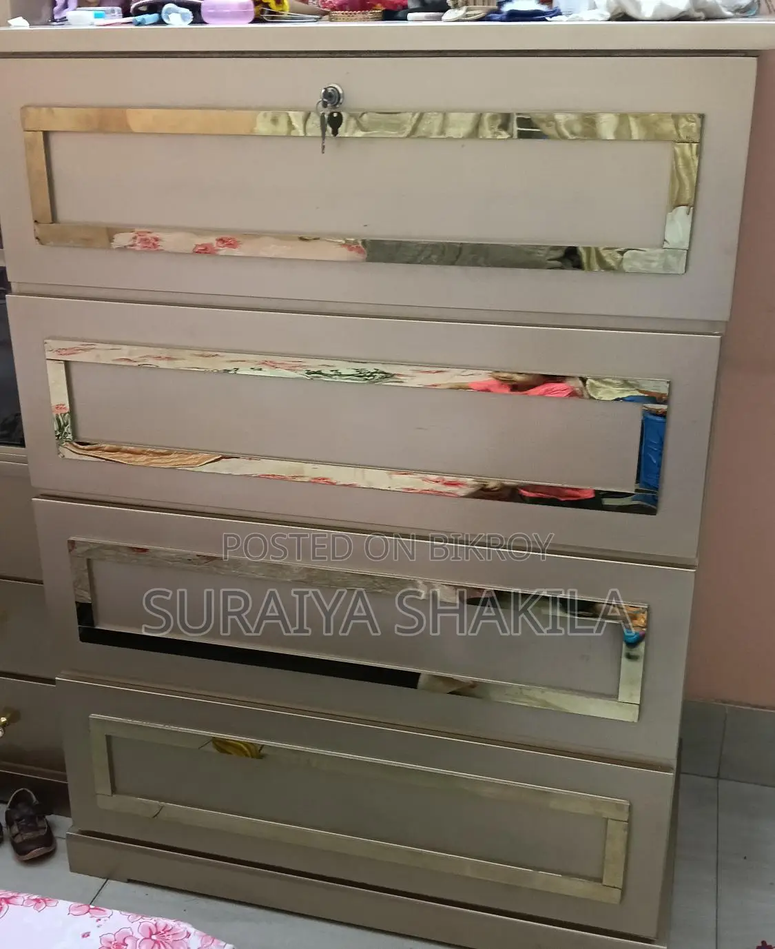 Selling Wardrobe and Dressing Table