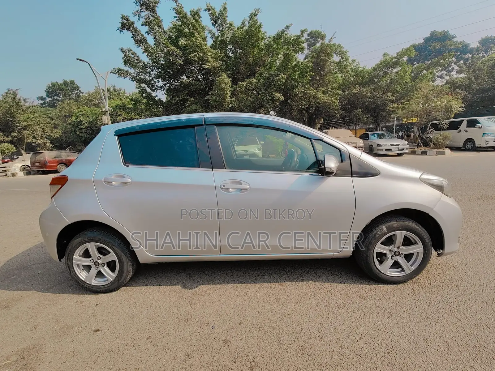 Toyota Vitz G Edition 2011