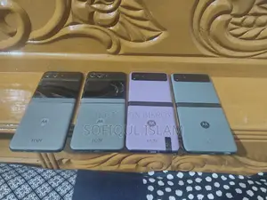 Motorola Razr একবারে পেশ (Used)
