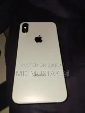 Apple iPhone XS . (Used)
