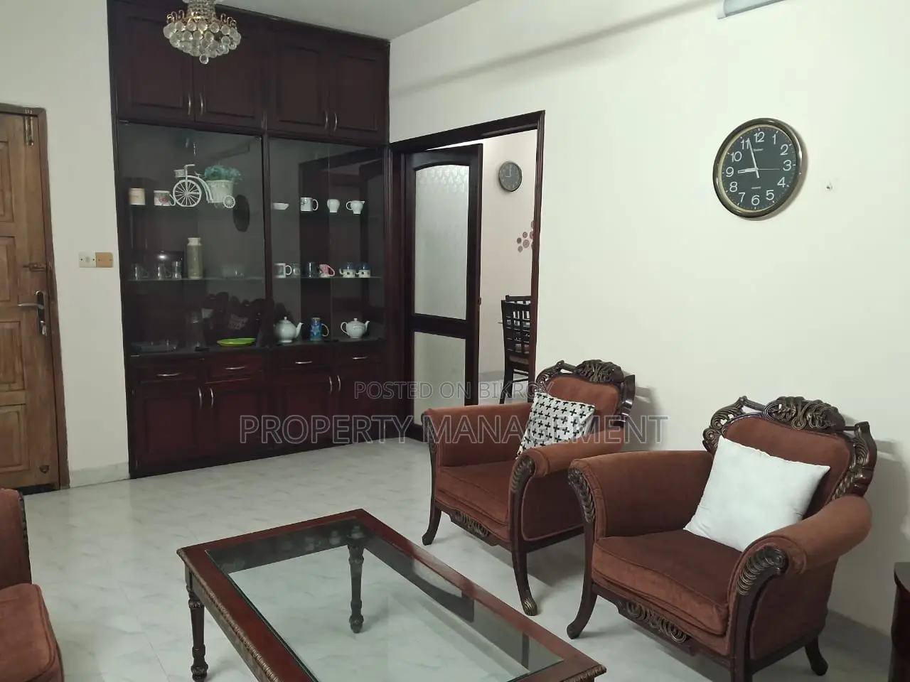 গুলশান ২-এ ১৮৫০ বর্গফুটের ফুল ফার্নিশড অ্যাপার্টমেন্ট ভাড়া
